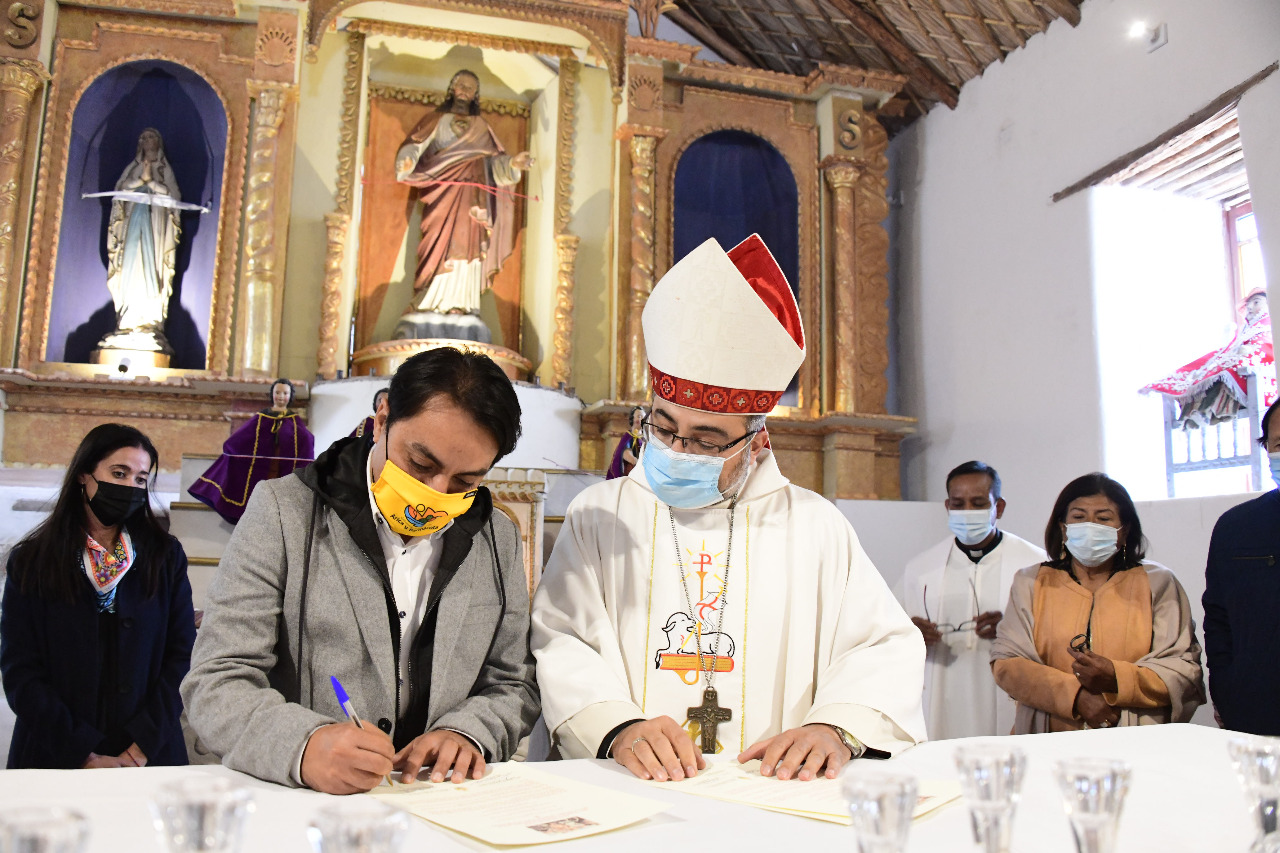 Firma entrega.JPG